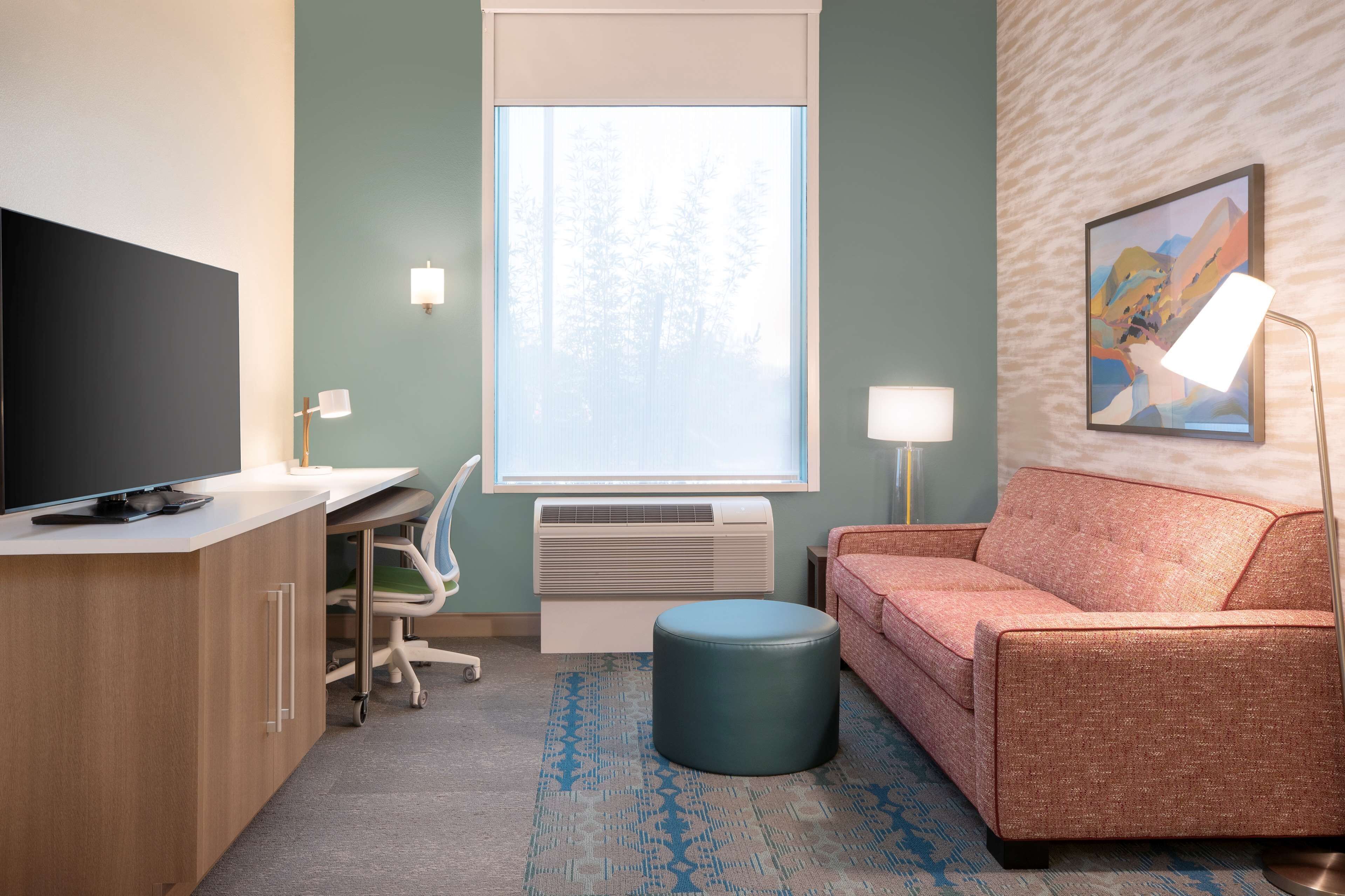 in-room safe, desk, free wifi, bed sheets