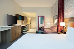 In-room safe, desk, free WiFi, bed sheets