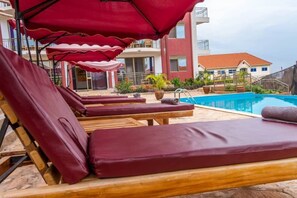 Apartment, Mehrere Betten | Pool | Außenpool