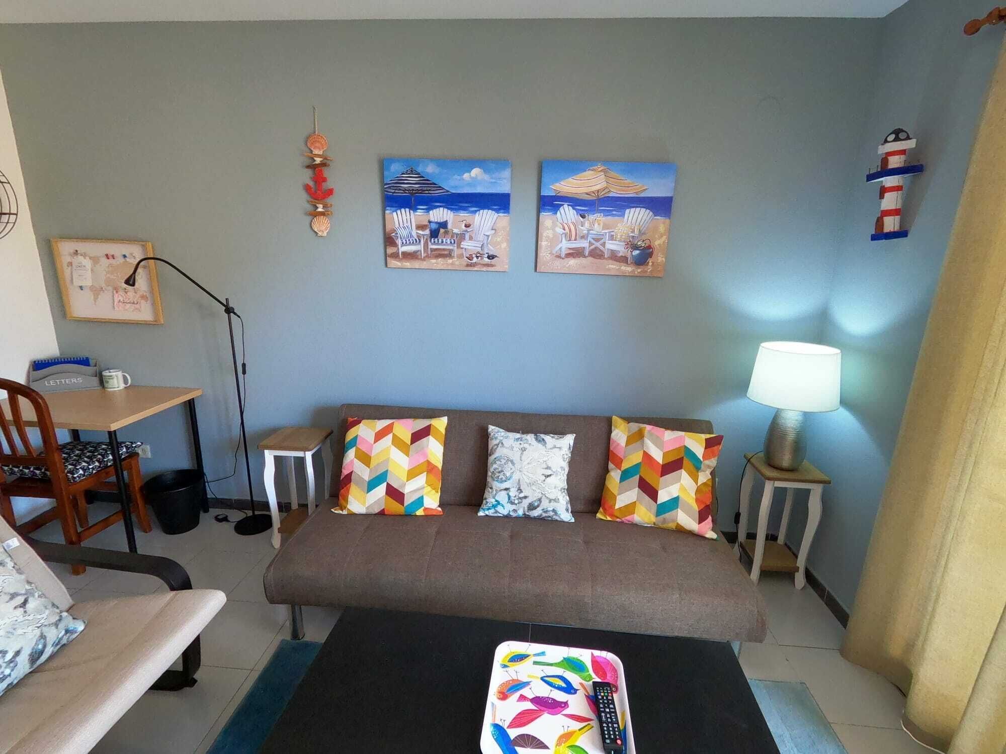 Cozy apartment on the Beach with pool and tennis. Ideal family trips.