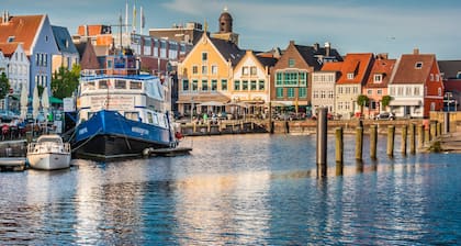 Naturnaher Urlaub auf Hausboot Aava mit Dachterrasse in Schleswig