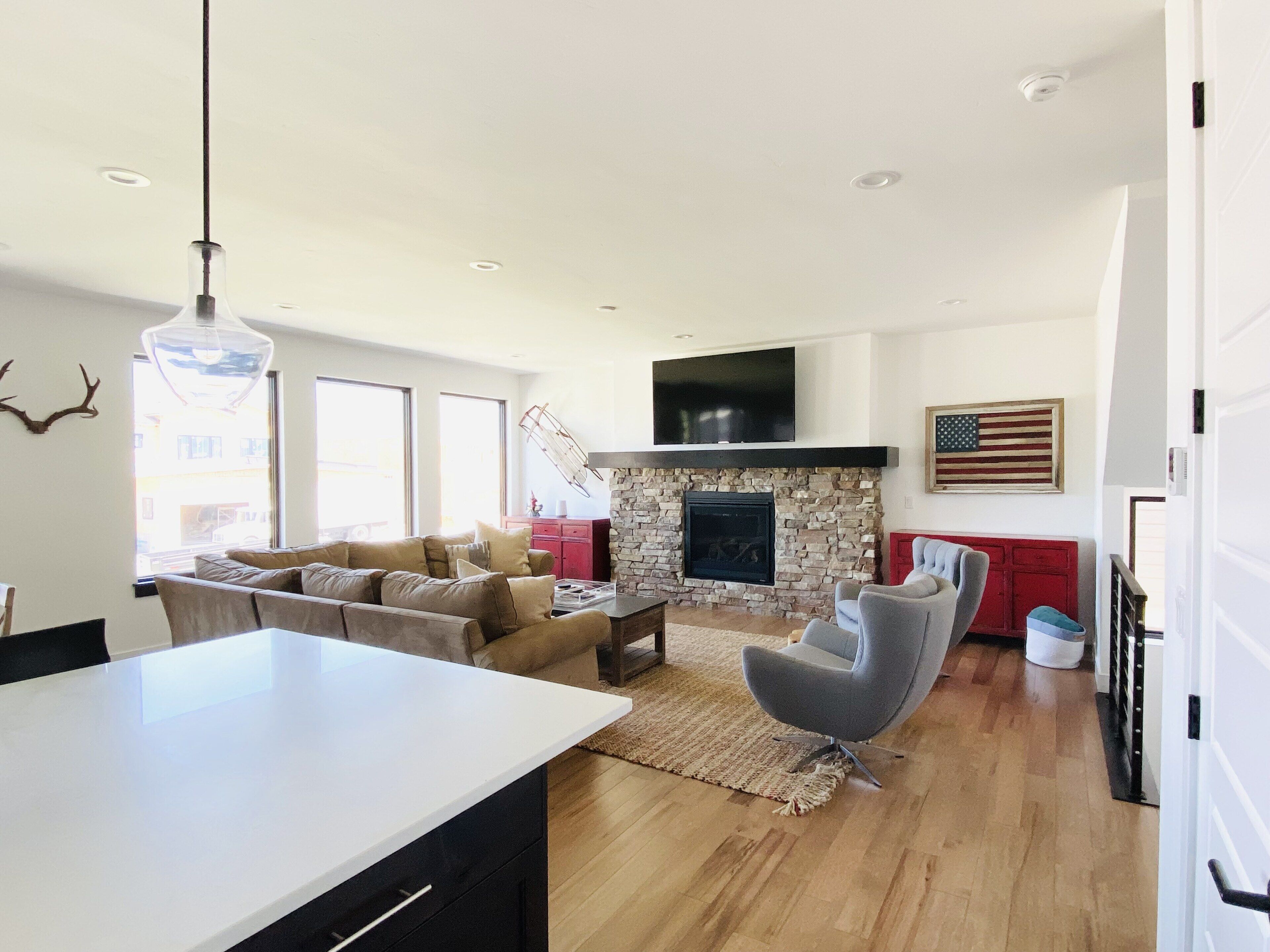 Lakeview Home in Hunstville UT near Pineview Reservoir