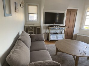 TV