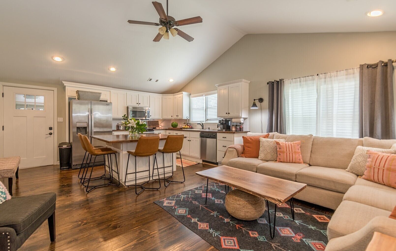 Montaluce & Wine country -Farmhouse Cottage~FirePit~Dahlonega