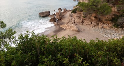 Nice and relax Mediterranean villa with free wifi