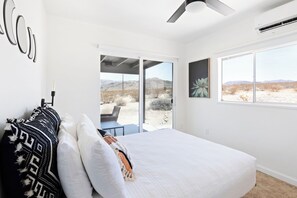 3 soverom, strykejern/-brett, wi-fi og sengetøy