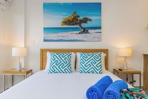 Iron/ironing board, free WiFi, bed sheets - Studio with Harbor View & Near where U want to be (Oranjestad)