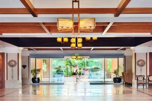Lobby - Gorgeous 2BR/BA in Honua Kai Resort (Lahaina)