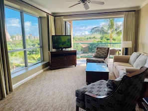 Smart TV, DVD player - Gorgeous 2BR/BA in Honua Kai Resort (Lahaina)