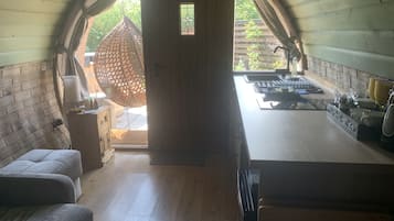 Apartment | 1 bedroom, free WiFi, bed sheets