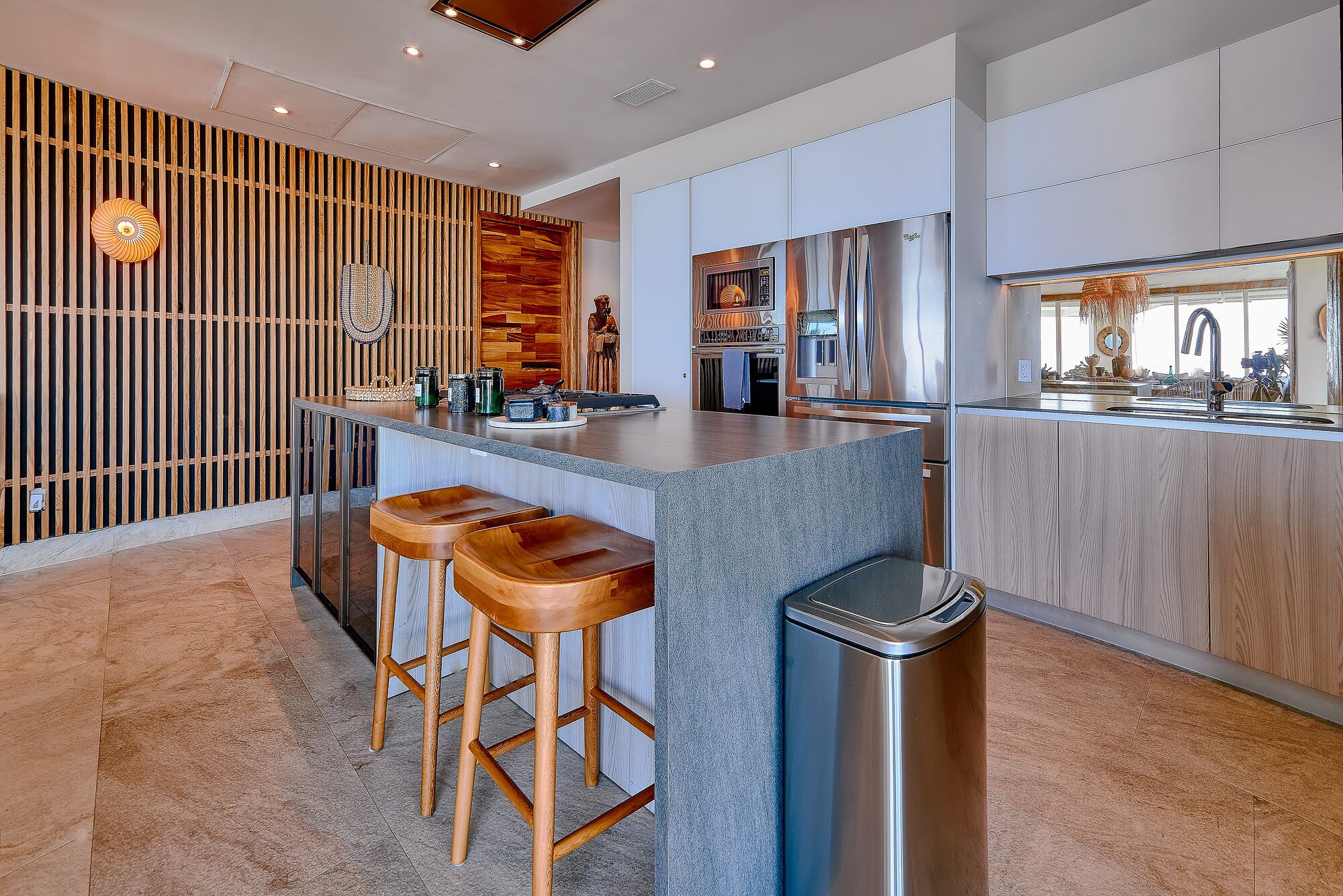 casa valia | private kitchen | espresso maker, coffee/tea maker