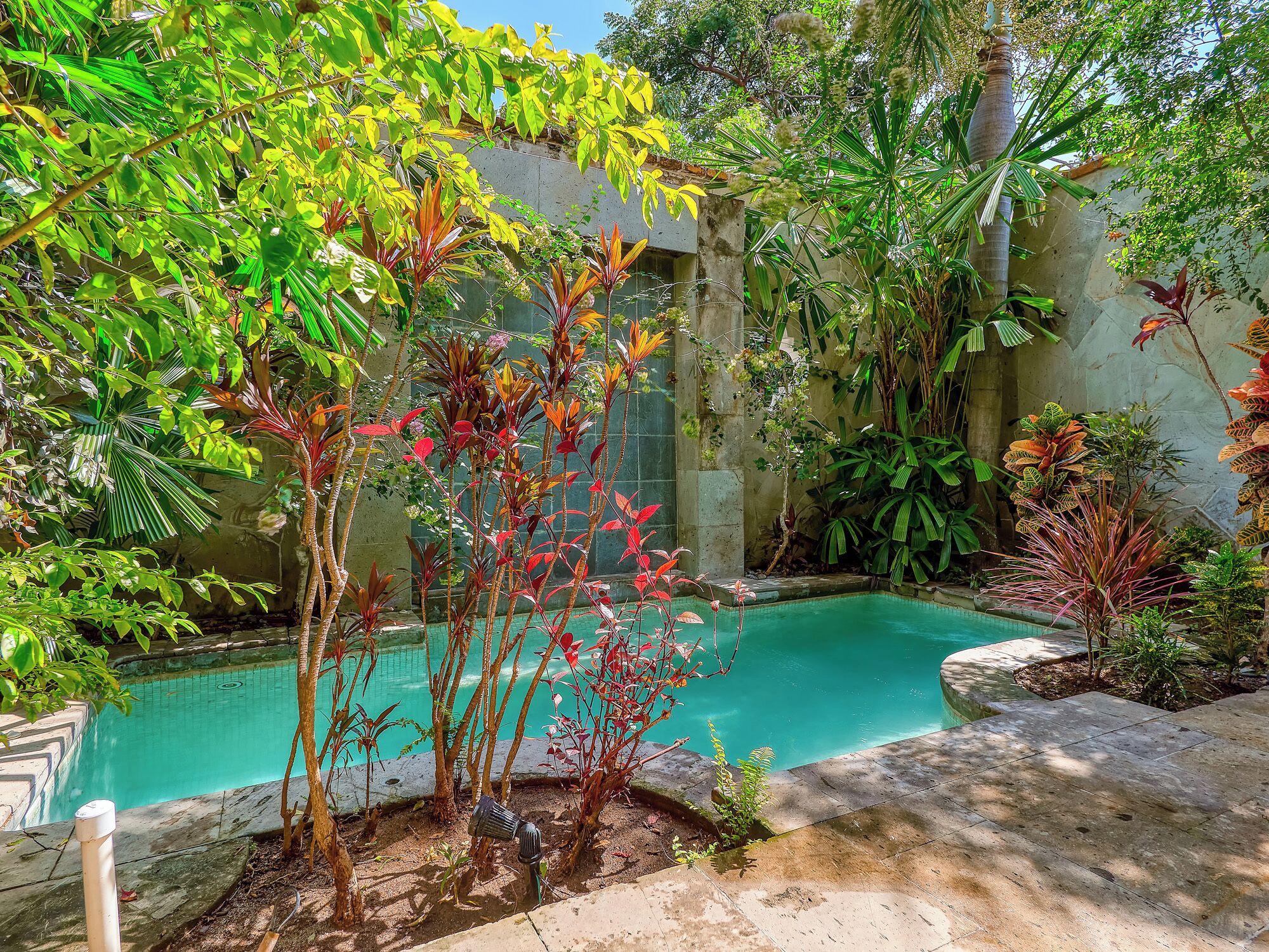 Foto - Maxwell Residences at Indah