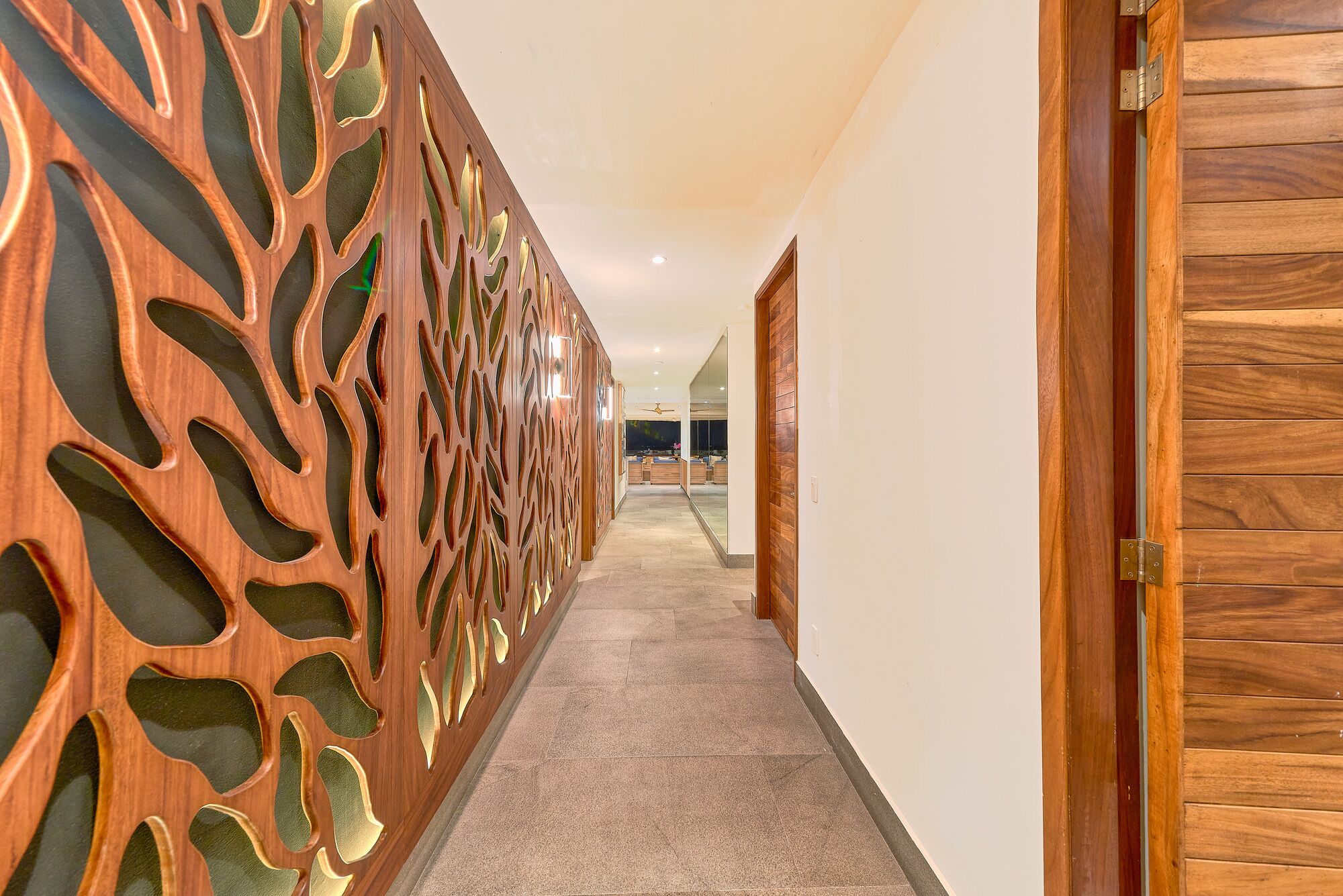 casa pacifica | 3 bedrooms, premium bedding, down duvets, minibar