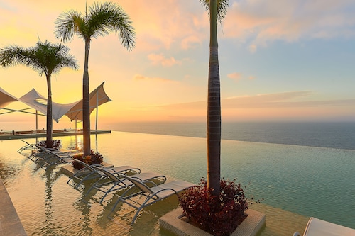 Maxwell Residences at Indah