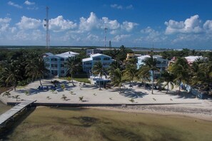 Exterior - Family friendly condo, large veranda amazing views (San Pedro Town)