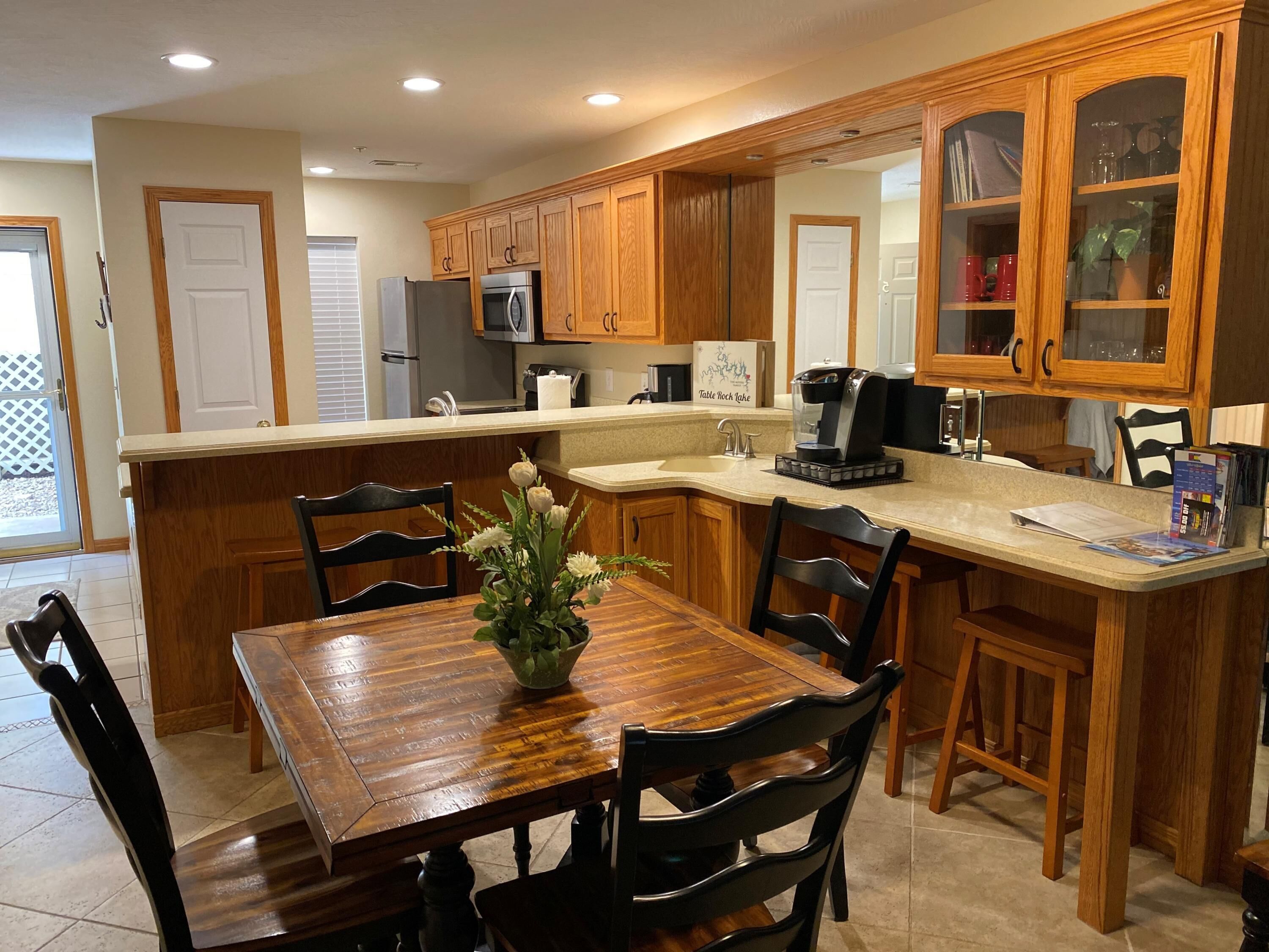 Beautiful Condo At Lakeside On Table Rock Lake