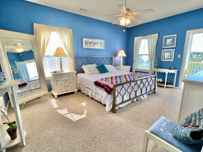 3 bedrooms, iron/ironing board, free WiFi