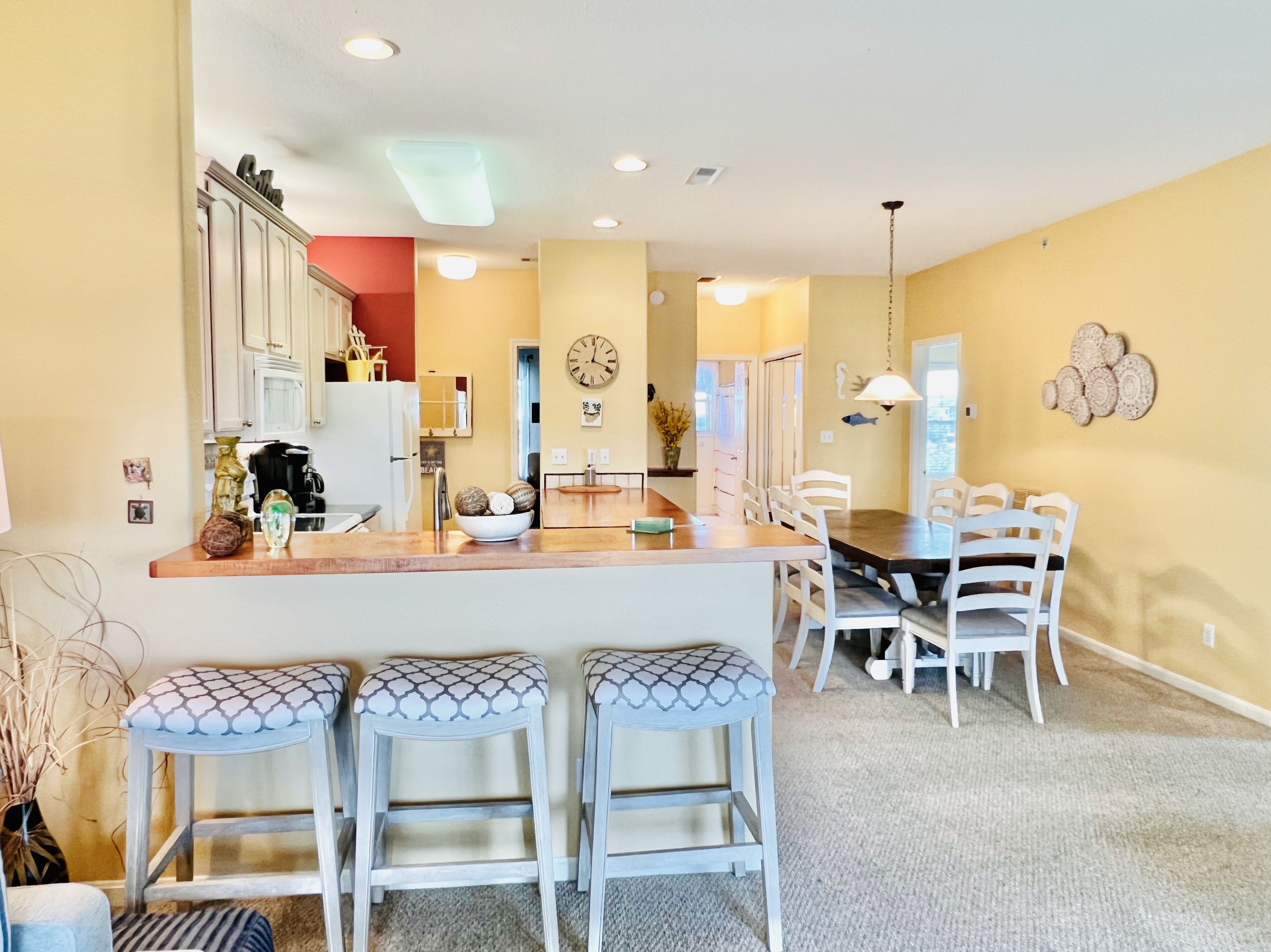 Minutes to Lewes Beach