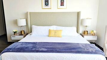 3 soveværelser, skrivebord, strygejern/strygebræt, Wi-Fi