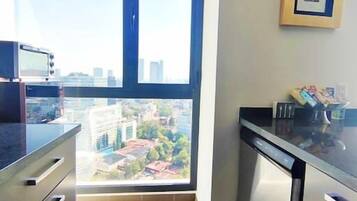 Fridge, microwave, oven, stovetop