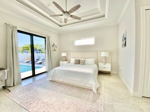 4 bedrooms, desk, iron/ironing board, travel cot