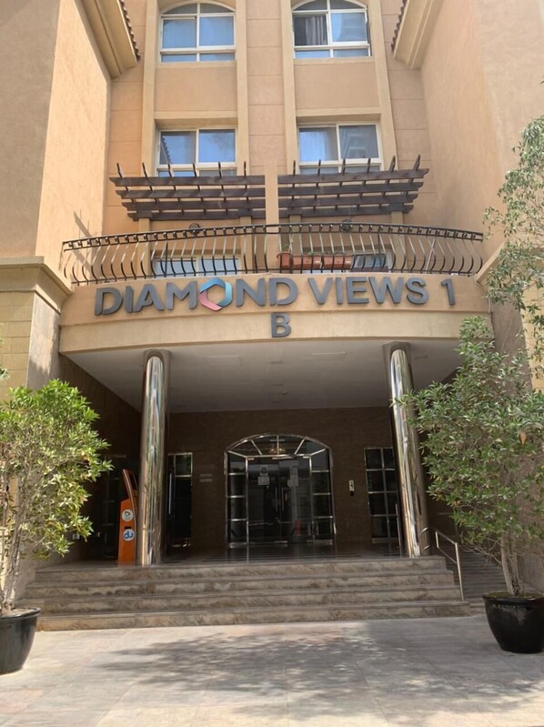 Exterior - diamond views 1A323 (Dubai)