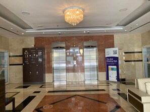 Reception - diamond views 1A323 (Dubai)