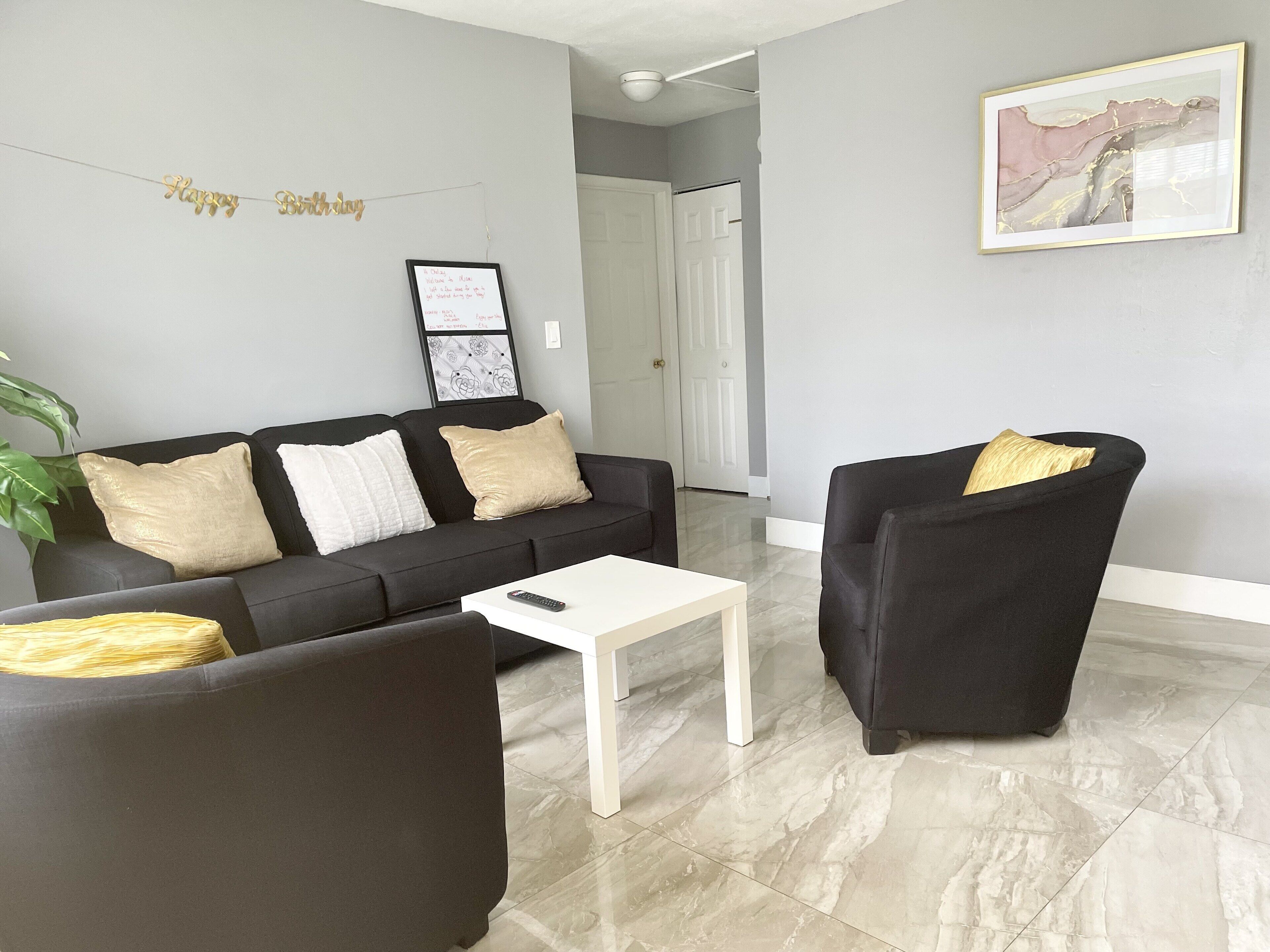 Dania Beach Cozy 2BR Home near Airport and Beach