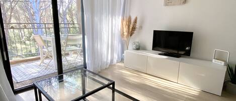 Smart-TV, Stereoanlage