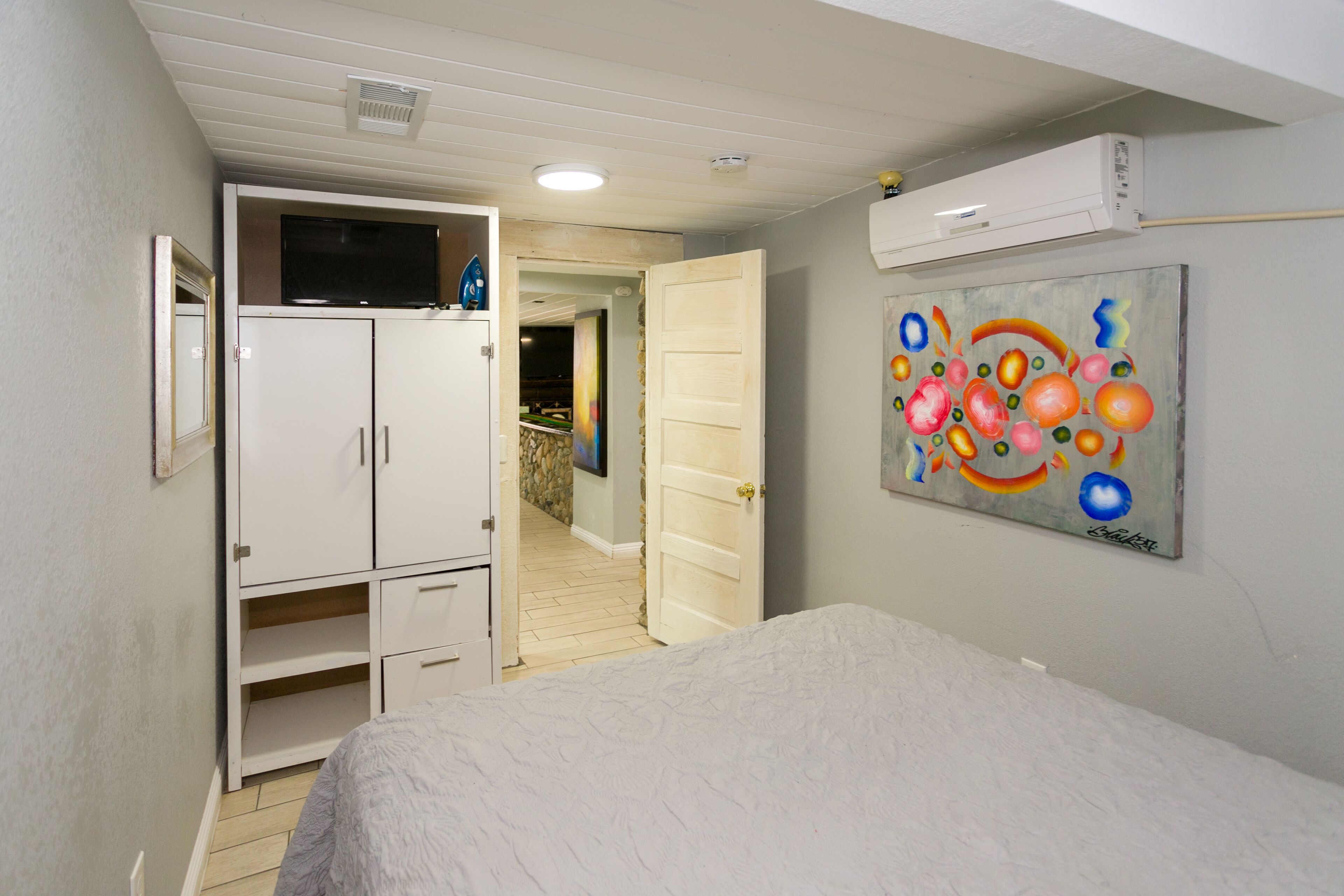 A get away from the city with small town convenience!