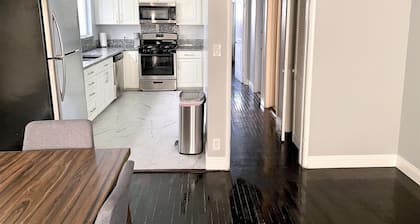 Remodeled rental in the heart of West Hollywood WeHo