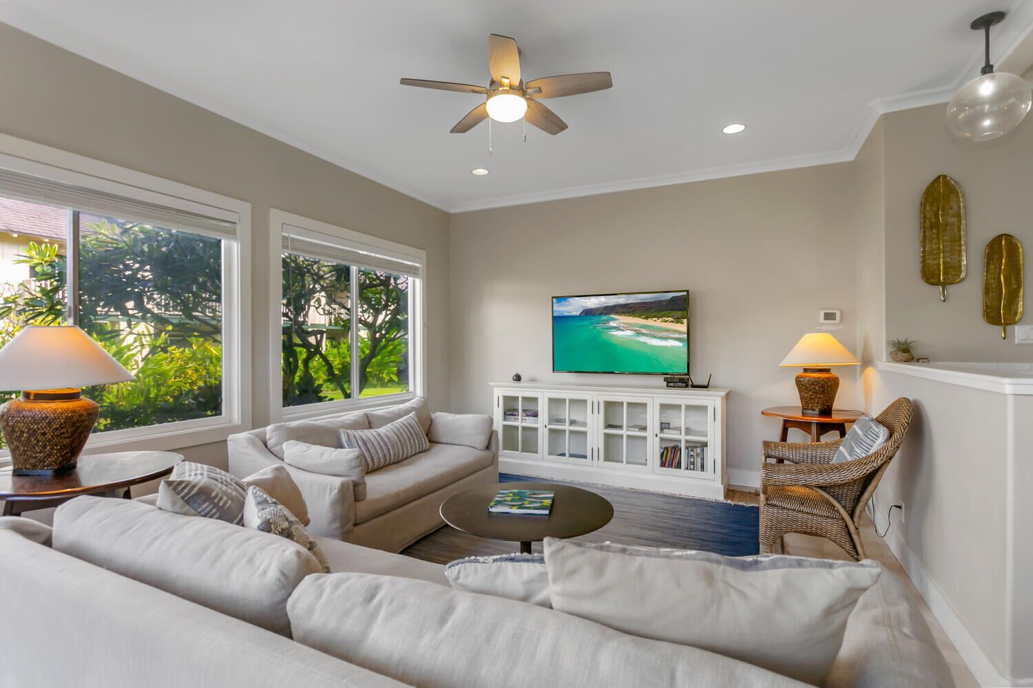 koolkondo Designer retreat with AC and pool by the beach