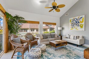 TV, stereo - koolkondo  Luxury Designer Condo with  AC/pool by the beach (Koloa)