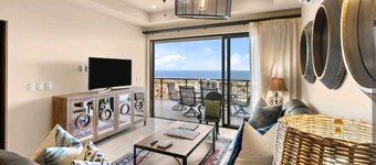 Oceanfront Condo at the Copala