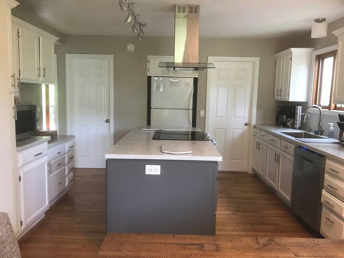 Long Lake Therapy-Hot Tub/Fire Place/Fire Pit