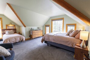 1 bedroom, desk, free WiFi, bed sheets
