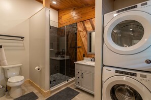 Shower, towels