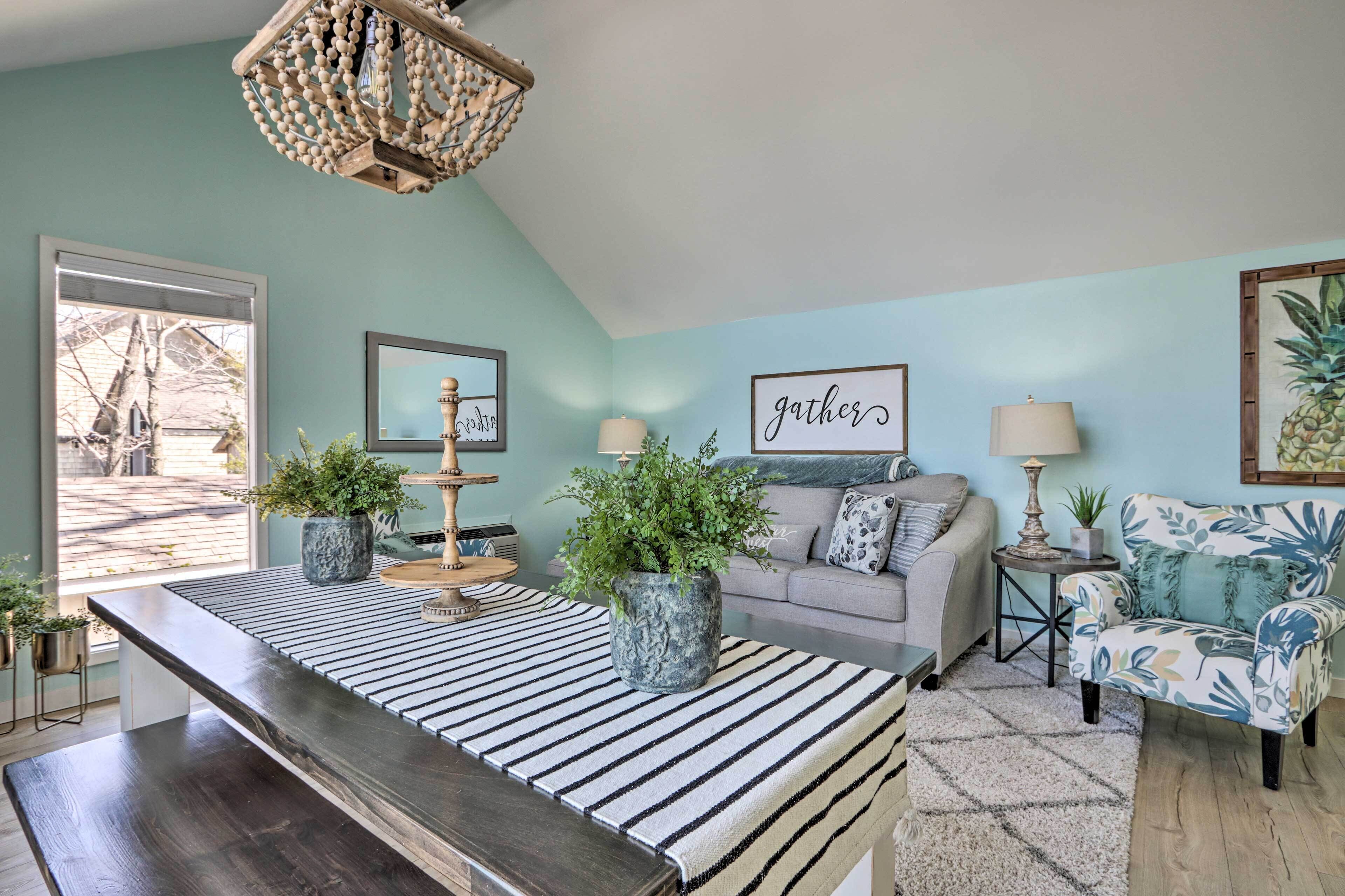 Peaceful Osage Beach Escape w/ Resort Perks!