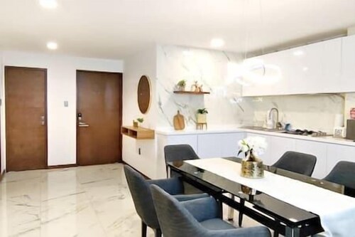 Polanco Close to Shopping Malls 2BR 2BT