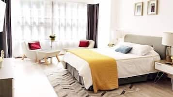 2 bedrooms, desk, travel crib, WiFi