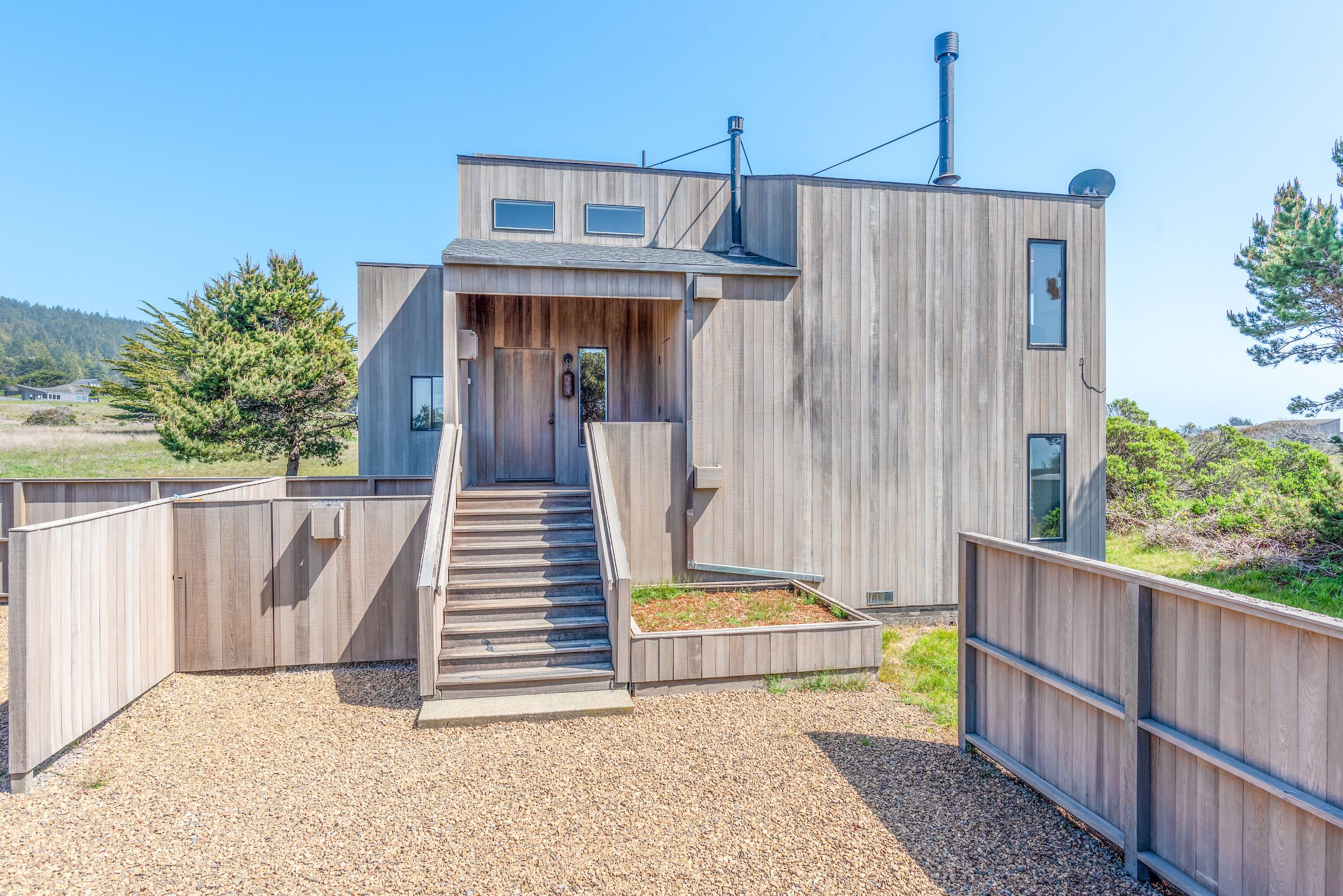 Relax at Seal Moor | Short Walk to Beach, Partial Ocean Views & Nearby Hiking