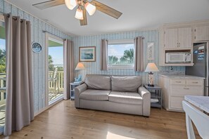 TV, DVD player - Oceanfront, Modern condo! Can't beat the combo of Location & Luxury! POOL & PIER (Isle Of Palms)