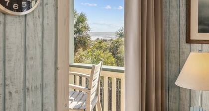 Oceanfront, Modern condo! Can't beat the combo of Location & Luxury! POOL & PIER