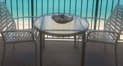 One bedroom oceanfront property 90/TVU-0094