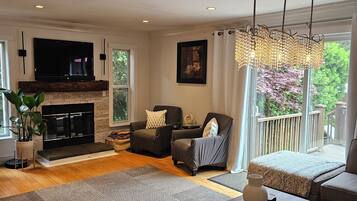 Smart TV, fireplace, printers