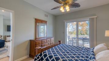 5 bedrooms, free WiFi, bed sheets