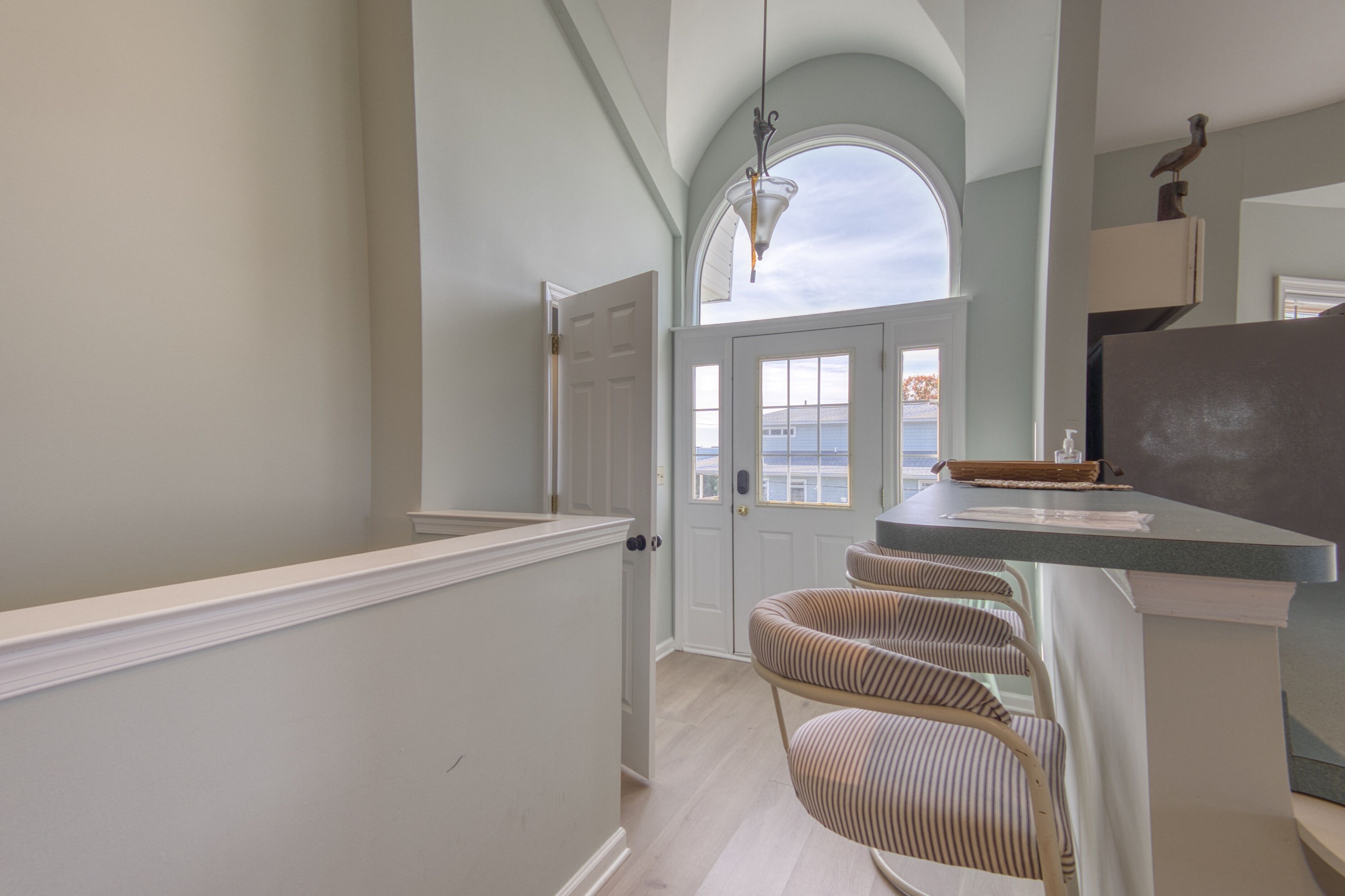 المنشأة من الداخل