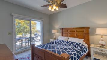 5 bedrooms, free WiFi, bed sheets