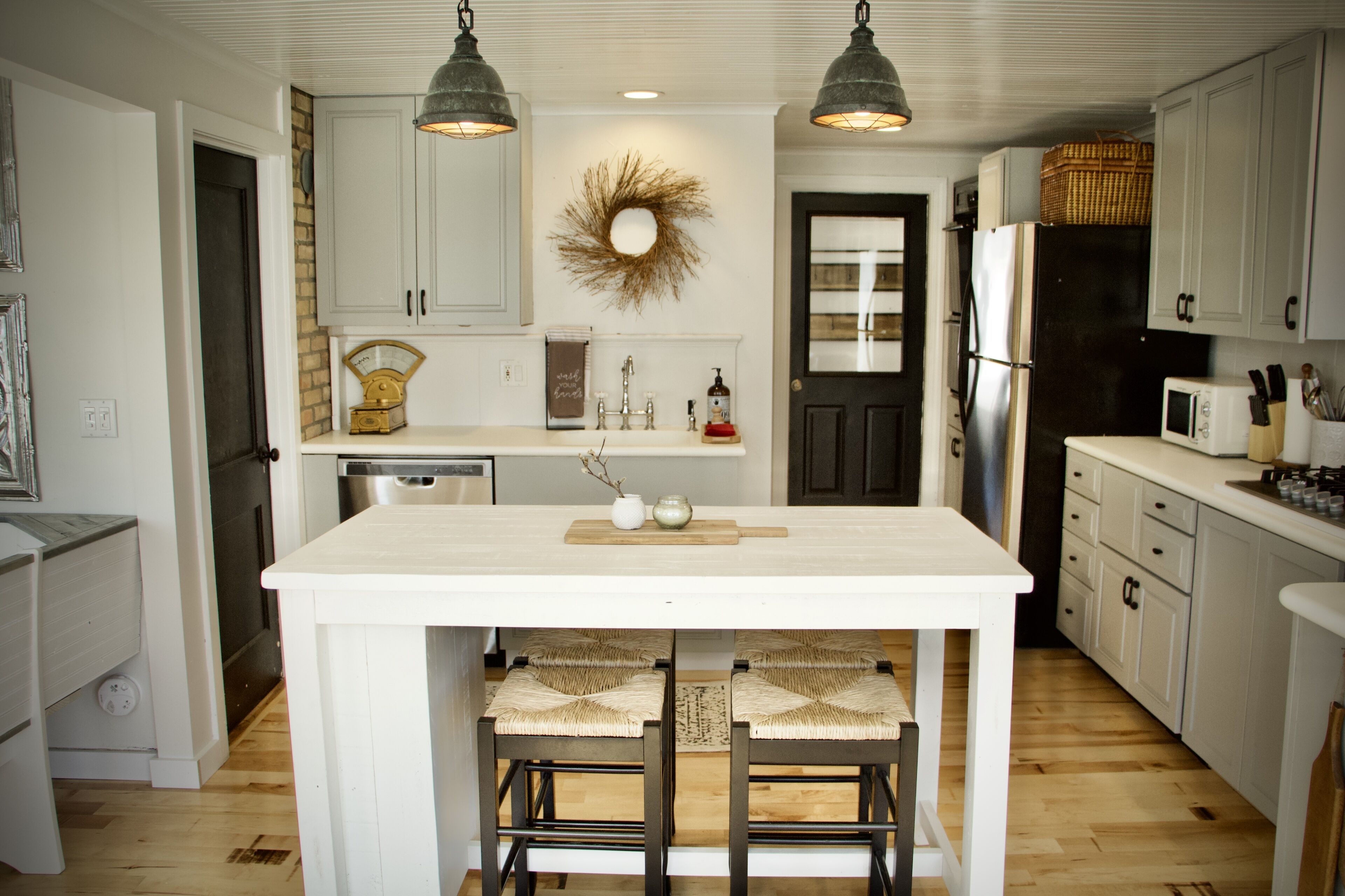 Little White Farmhouse in Sister Bay