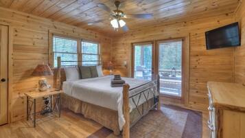 3 bedrooms, WiFi, bed sheets